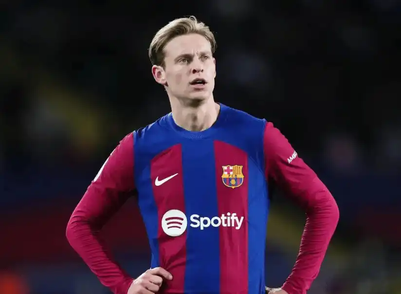 荷蘭中場弗倫基·德榮(Frenkie de Jong)球員照片